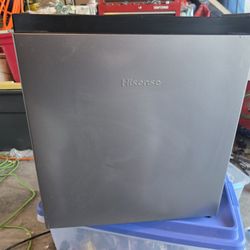 Hisense Mini Fridge