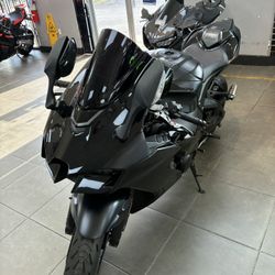Kawasaki Zr10