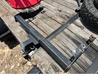 Truck trailer hitch