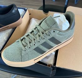 Mens Adidas and Ben Sherman Size 10. Half New (Trade for AcousticGuitar)