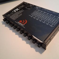 MASSIVE AUDIO 7 BAND EQUALIZER WITH 8V LINEDRIVER ( BRAND NEW PRICE IS LOWEST  )