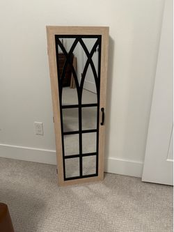 Hanging Jewelry Box