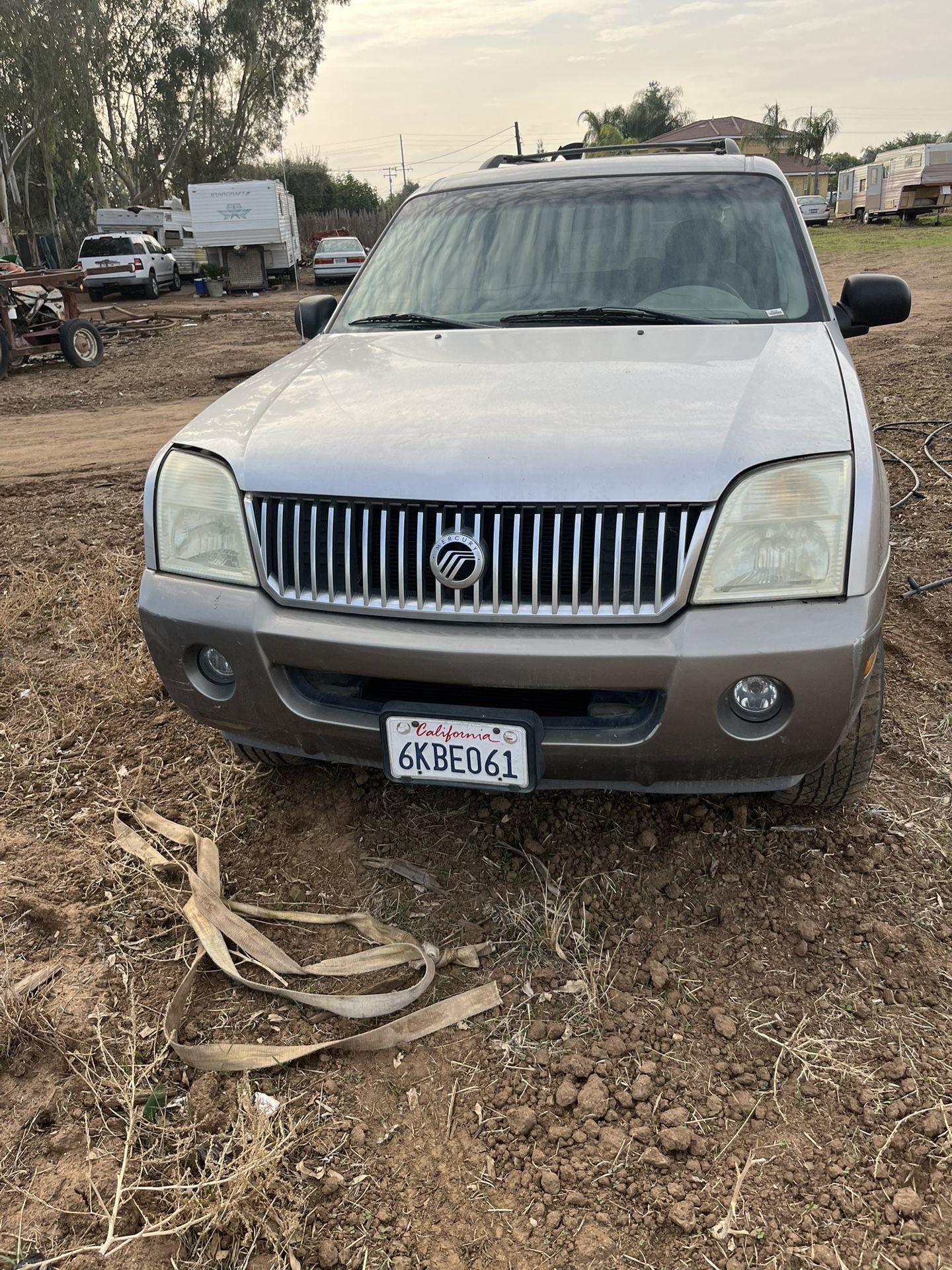 Ford Explorer Se Vende Por Partes