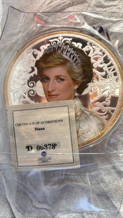 Princess Di gold & silver coin 3.5inches diameter