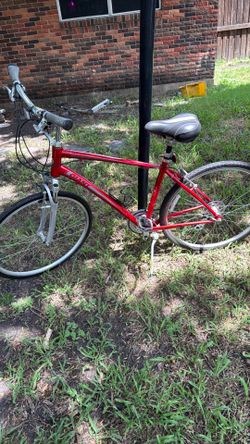 Like new. Giant.  Brand
