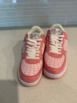 BAPE STA x Hello Kitty Pink Sneakers – Women’s Size US 4 (EU 36)