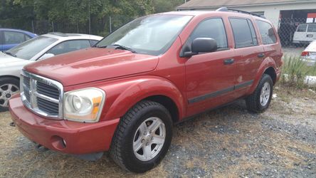 2006 Dodge Durango SLT 5.7 Hemi 4x4 3rd Row Seating DVD System