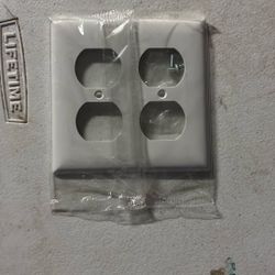 Duplex Outlet Cover