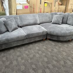 Big Cuddler Chaise Sectional Couch 