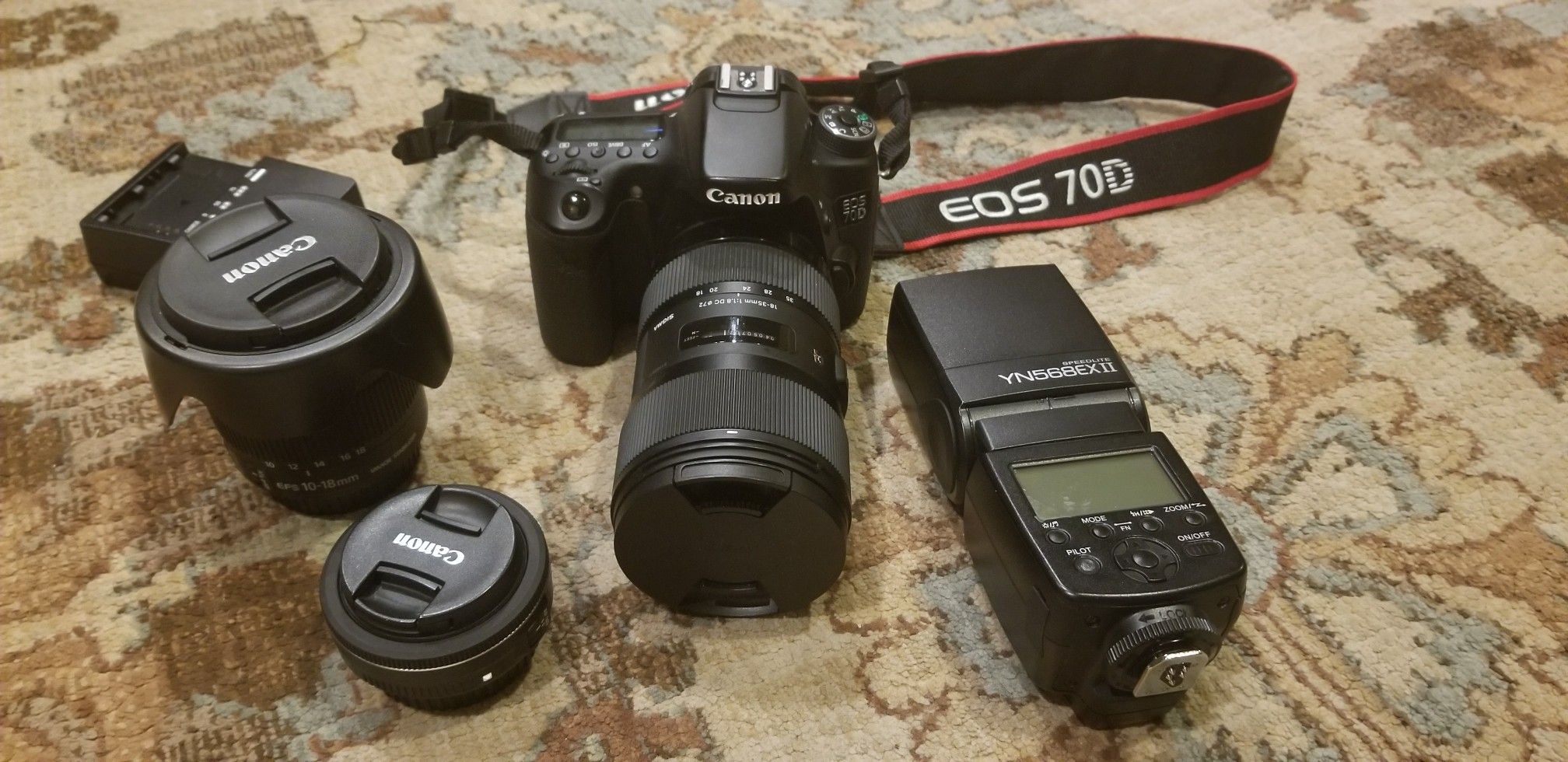 Canon 70D bundle with Canon Lenses