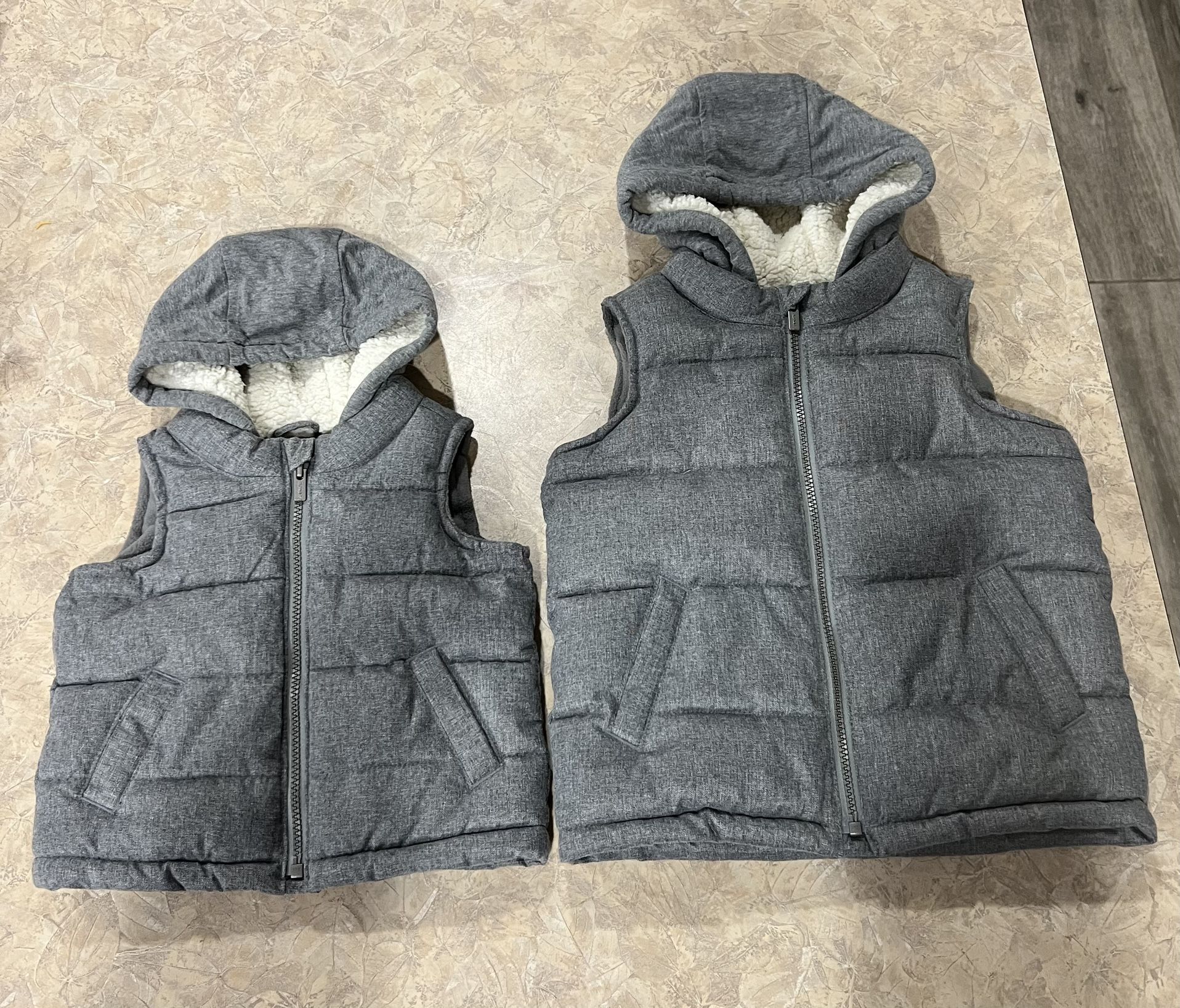 Boys Puffer Hooded Vest