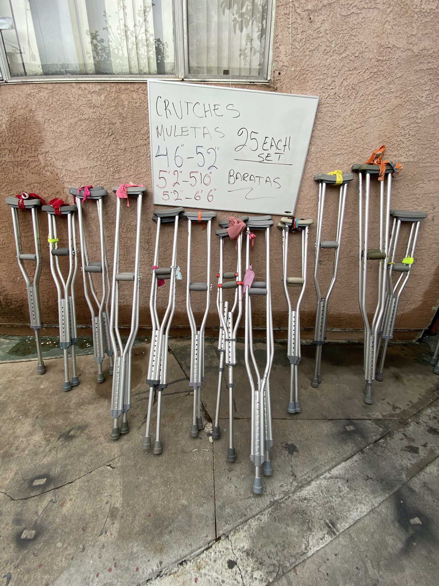 Muletas Crutches