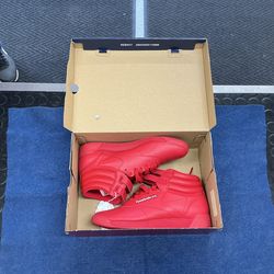 Reebok Freestyle Hi Women’s size 6.5