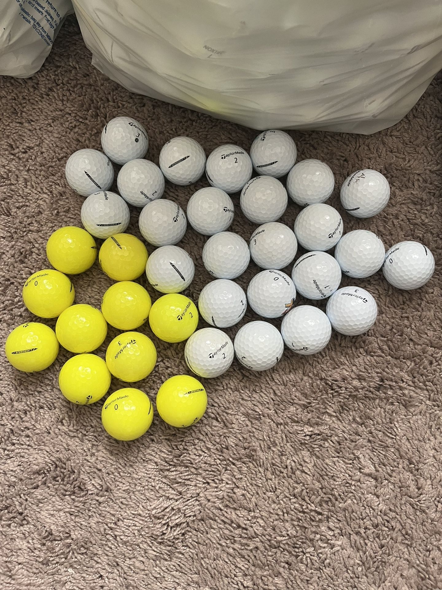 36 Taylormade SpeedSoft Golf Balls