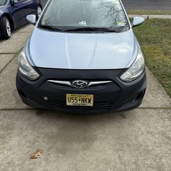 2013 Hyundai Accent