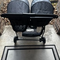 Evenflo AERO ULTRA LIGHTWEIGHT DOUBLE STROLLER