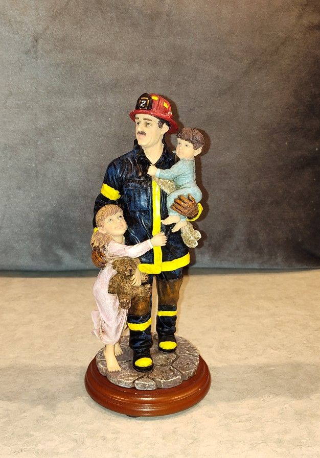 VINTAGE NOB 1998 VANMARK RED HATS OF COURAGE "HERO II" FIREFIGHTER CARRYING TWO YOUNG CHILDREN LIMITED EDITION NUMBERED STATUE 9/11 WORLD TRADE CENTER
