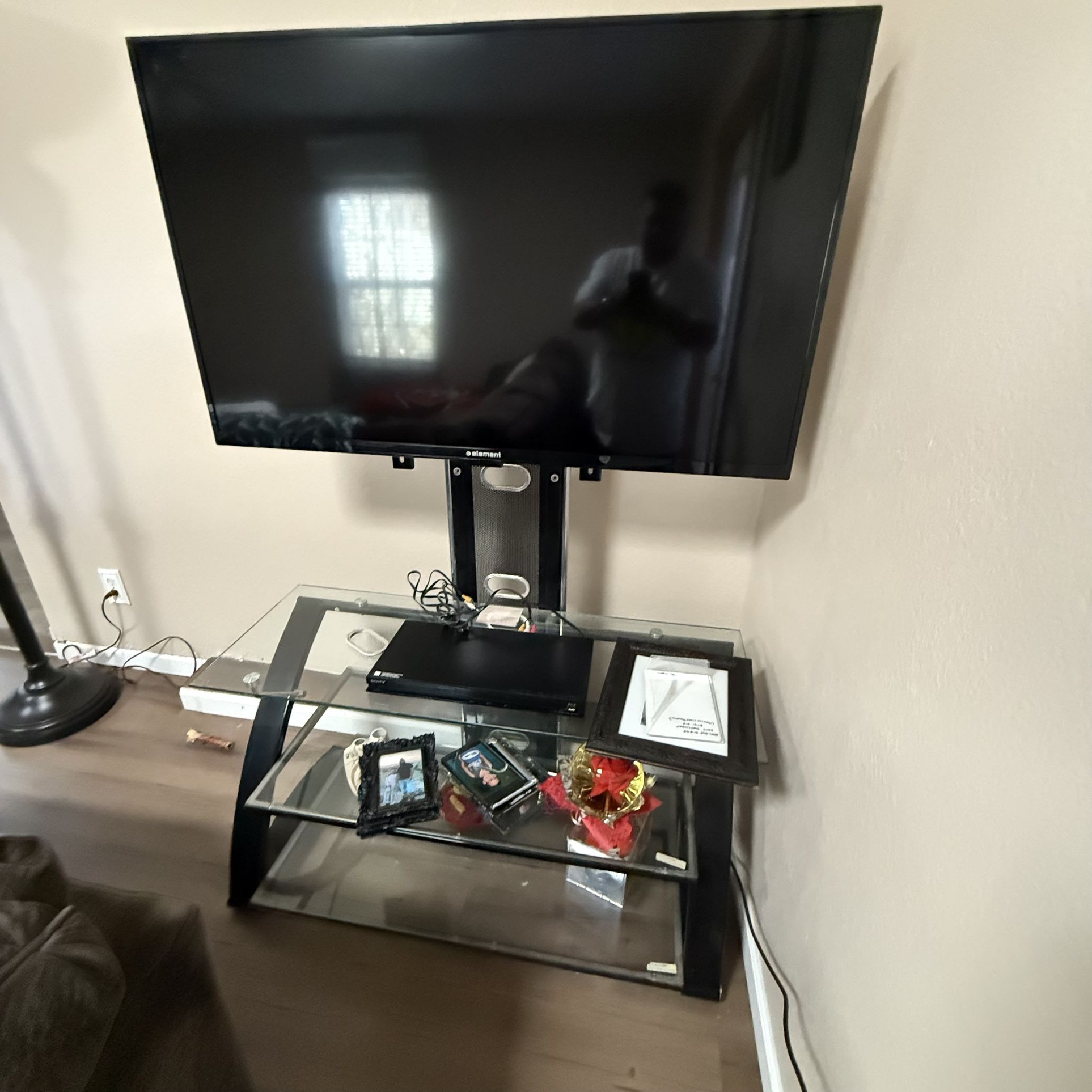 50 inch TV with stand