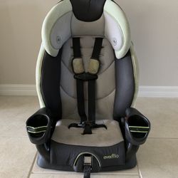 Evenflo Maestro Harness Booster Car Seat