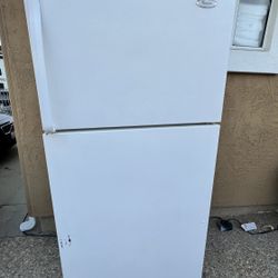 Whirlpool Refrigerator 