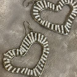 Adorable White Abstract Heart Earrings 