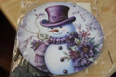 8" Round Purple Snowman Wood Sign