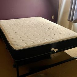 Queen Bed With Zinus Platform Bed Frame And Dreamfoam Hybrid Mattress