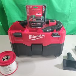 Milwaukee 0880-20 Wet/Dry Vacuum + 48-11-1850 M18 XC5.0 Battery Pack