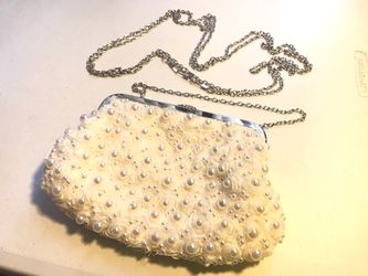 👜 BRAND NEW Elegant Pearl & Chiffon Rose Evening Clutch Bag —— Perfect for Weddings, Galas & Party Outfits! 👜