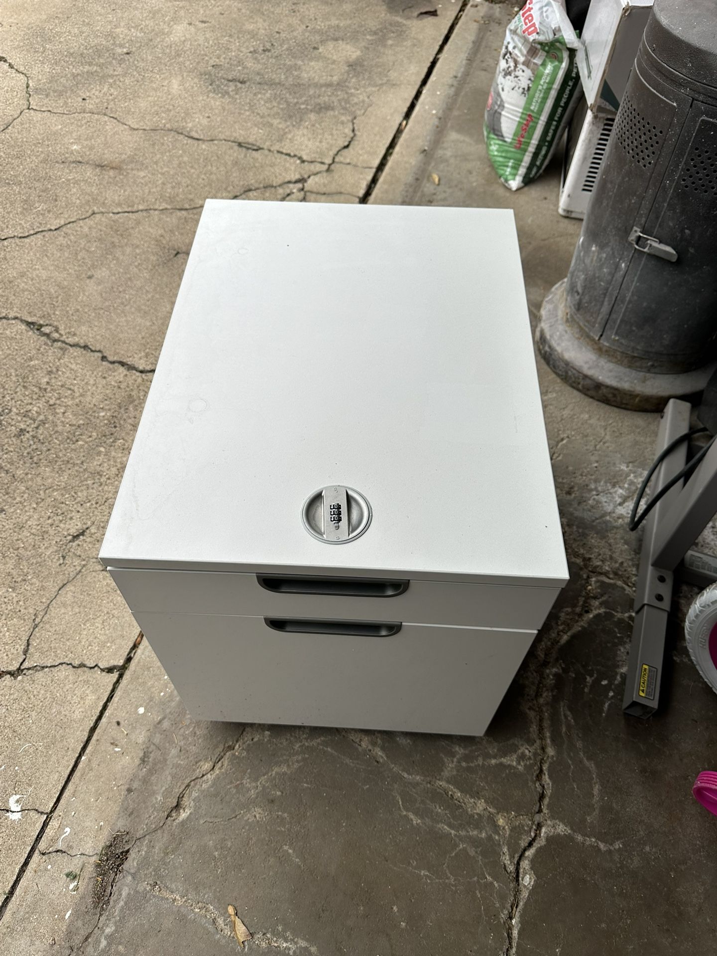 File Cabinet/ Safe