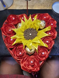 Beautiful Bouquet  Of Eternal Roses 🌹 