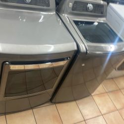 WASHER AND ELECTRIC DRYER 220V SET
