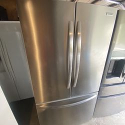 New Frigidaire Refrigerator 