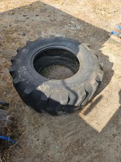 16.9 x 24 workout tire