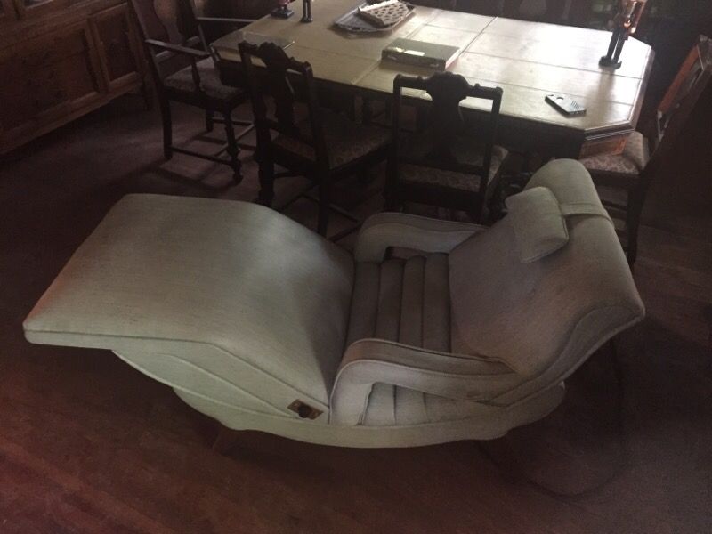 Vintage contour lounge chair post 1950