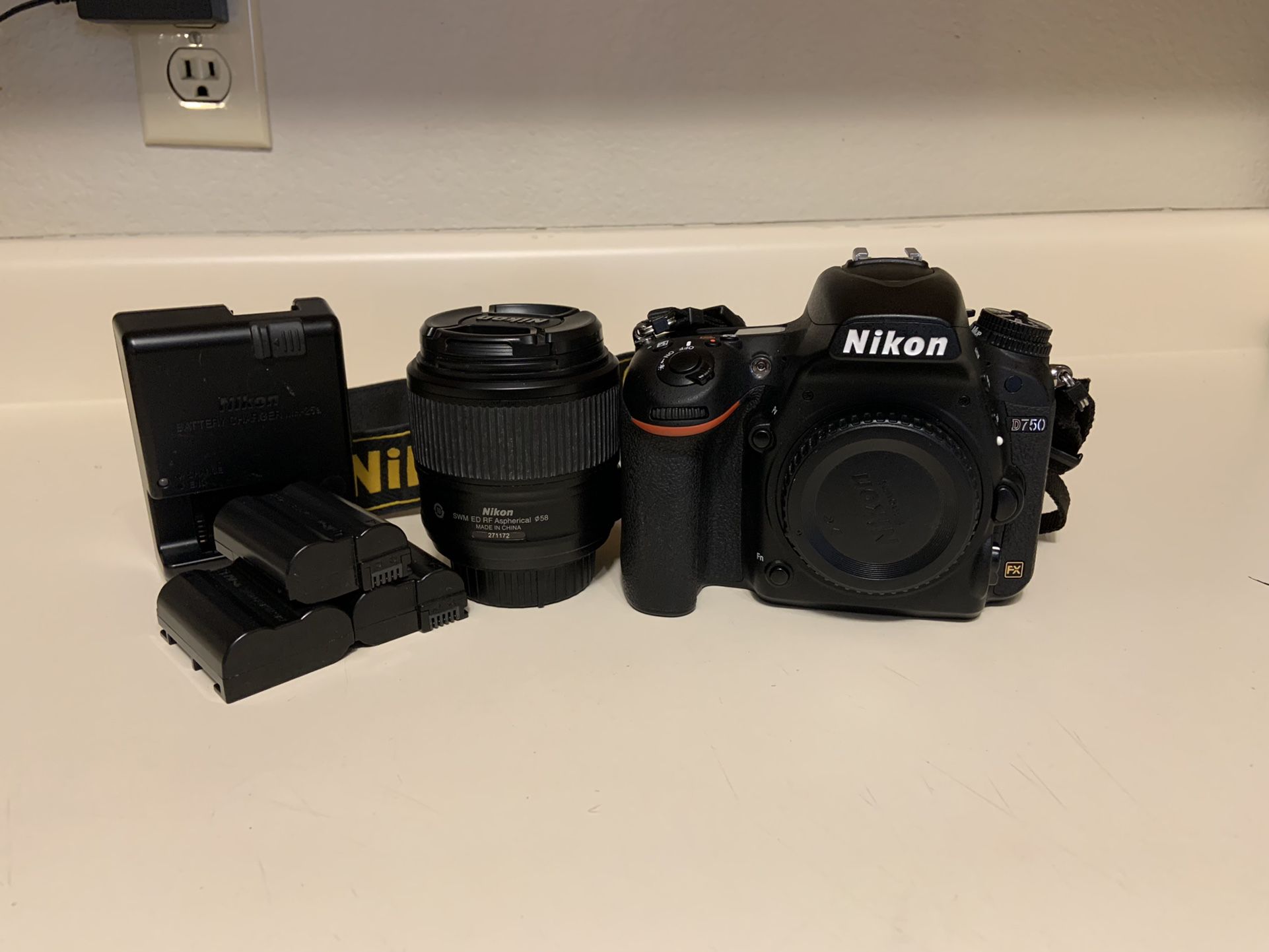 Nikon D750 With 35mm Lens