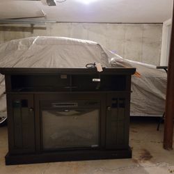 Electric Stove/fireplace  Like New