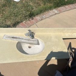 Free Counter with Sink