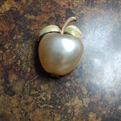 Collection Of Vintage Brooches (Prices Below)