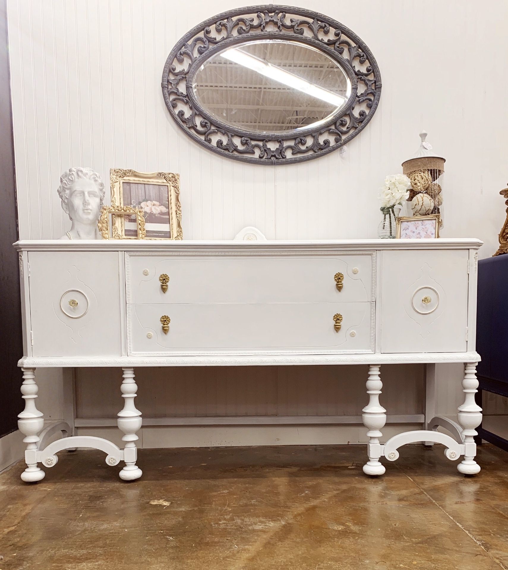 Beautiful Antique Buffet/Sideboard