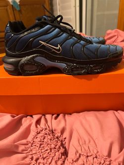Nike Air Max size 7 1/2 men royal blue