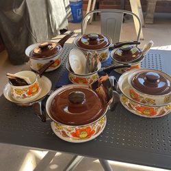 Porcelain  Cooking Pots and Pans !!  