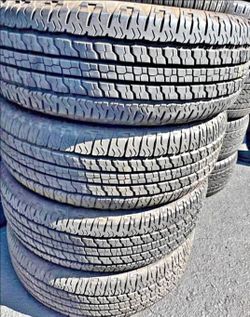 265 70 17 Goodyear tires Con 80% de Vida Las 4
