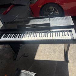 Clavinova Piano 