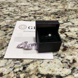 VVS1 Moissanite Engagement Ring 1 Carat