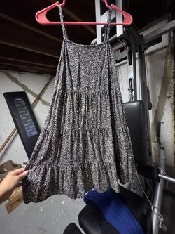 Woman’s Dress Sz s 