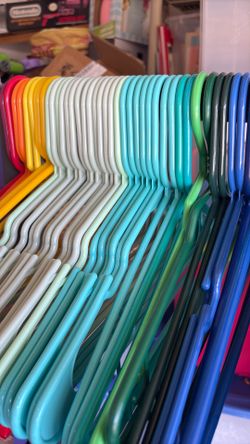 40 Adult plastic hangers