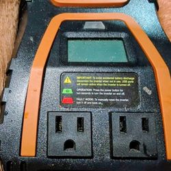 1000 Watt DURACELL Inverter