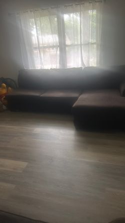 Two piece sectional (Brown)