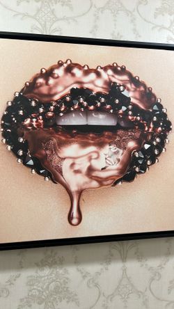 Lip gloss art